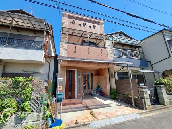 八尾市田井中２丁目の中古一戸建て