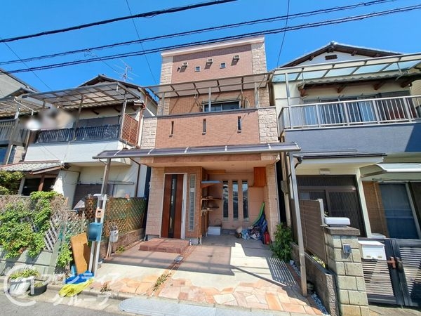 八尾市田井中２丁目の中古一戸建て