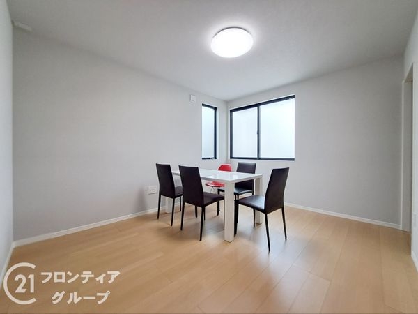 八尾市久宝園３丁目の中古一戸建て