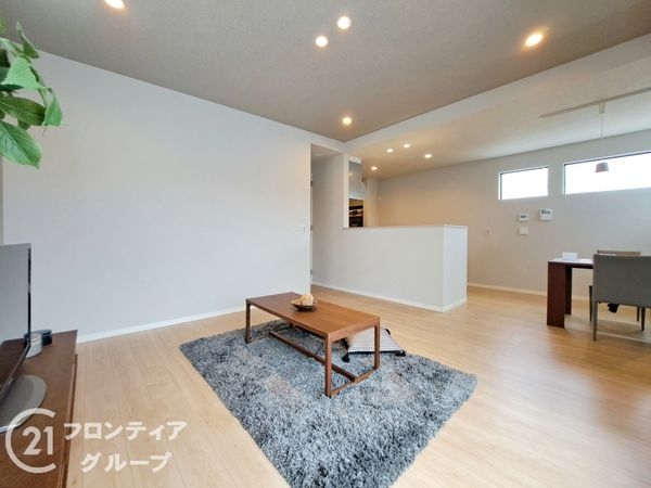 八尾市久宝園３丁目の中古一戸建て