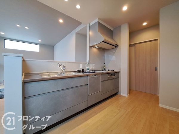 八尾市久宝園３丁目の中古一戸建て