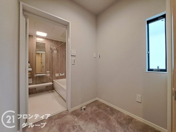 八尾市久宝園３丁目の中古一戸建て