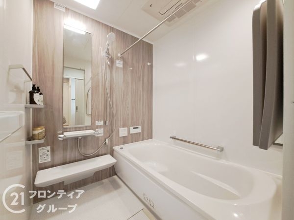 八尾市久宝園３丁目　新築一戸建て　３号棟