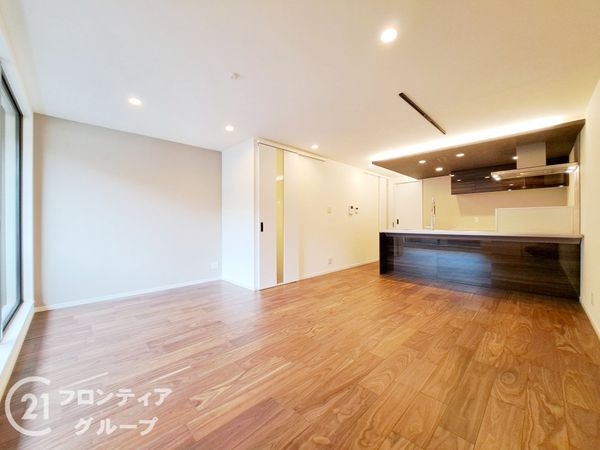 東大阪市角田２丁目　中古一戸建て