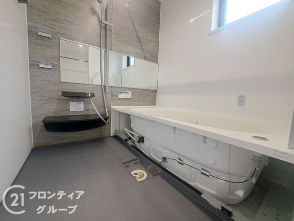 東大阪市若江西新町３丁目　新築一戸建て　A号棟