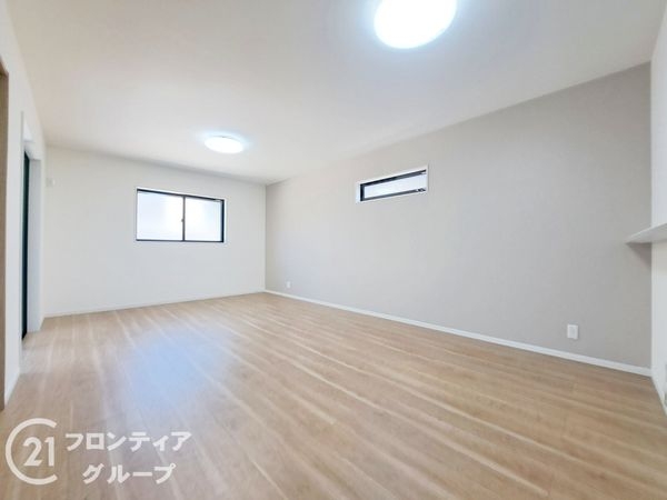 八尾市安中町８丁目　新築一戸建て　全１区画