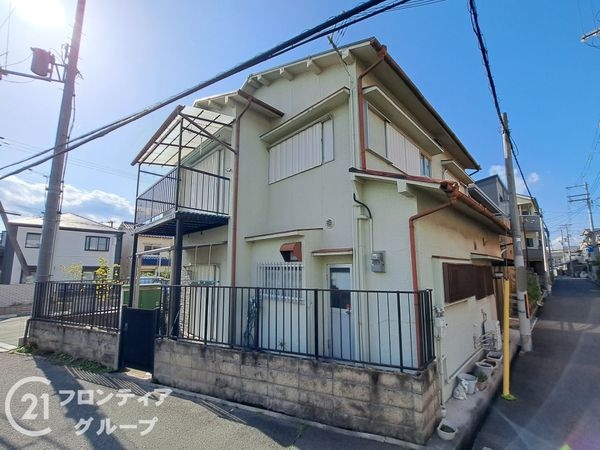 東大阪市六万寺町３丁目　中古一戸建て
