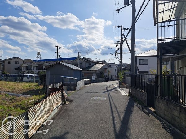 東大阪市六万寺町３丁目　中古一戸建て