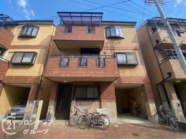 東大阪市楠根３丁目　中古一戸建て