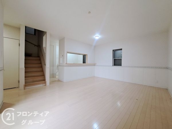 東大阪市西石切町２丁目　中古一戸建て
