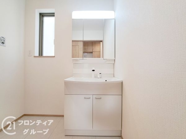 八尾市福万寺町南１丁目　新築一戸建て　B号棟