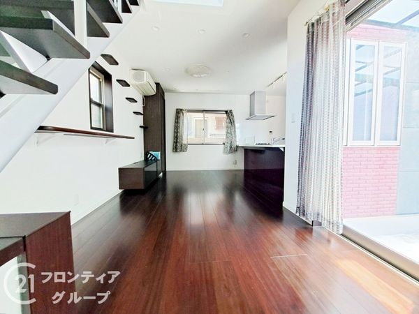 東大阪市松原１丁目の中古一戸建て