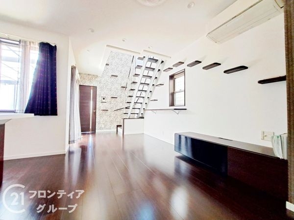 東大阪市松原１丁目の中古一戸建て