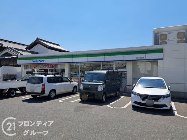 東大阪市西堤本通東３丁目の中古一戸建て(ファミリーマート西堤本通西店)
