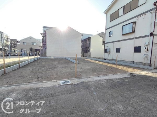 大阪市平野区西脇１丁目　新築一戸建て　１期　２号棟