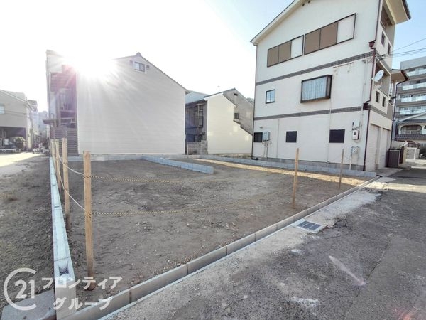 大阪市平野区西脇１丁目　新築一戸建て　１期　２号棟