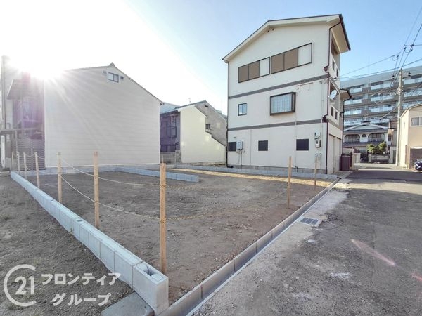 大阪市平野区西脇１丁目　新築一戸建て　１期　１号棟