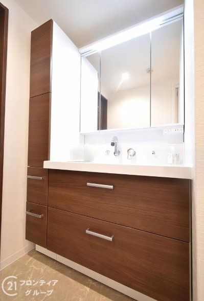 クロスティ八尾南壱番館　中古マンション