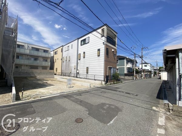 大阪市平野区瓜破西３丁目　新築一戸建て　１期　2号棟