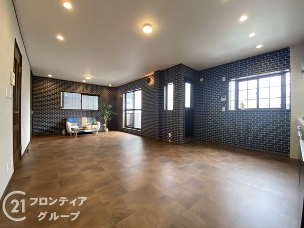 大阪市平野区長吉川辺３丁目　中古一戸建て