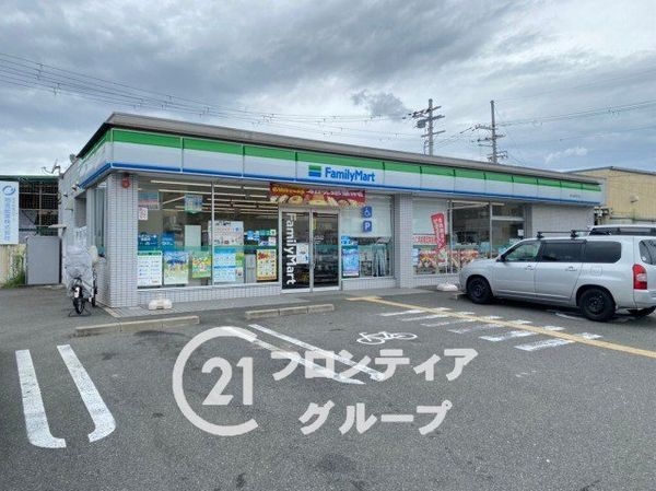 東大阪市布市町２丁目の中古一戸建て(ファミリーマート東大阪布市店)