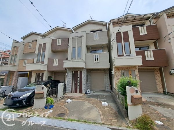 東大阪市布市町２丁目の中古一戸建て