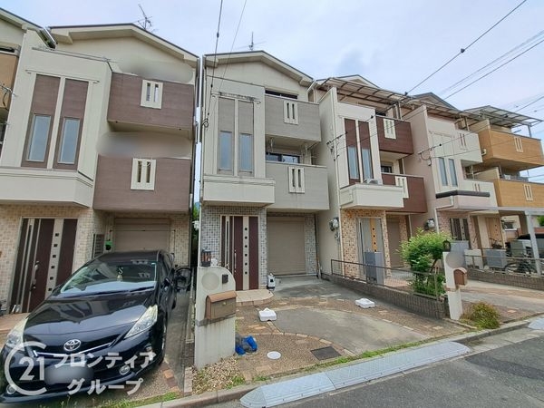東大阪市布市町２丁目の中古一戸建て