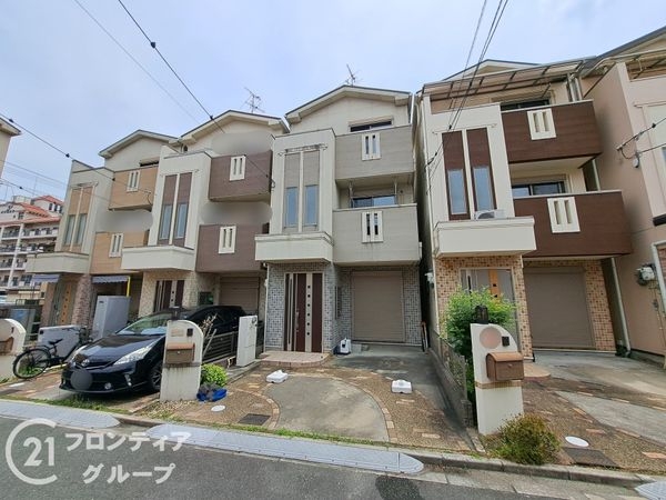 東大阪市布市町２丁目の中古一戸建て