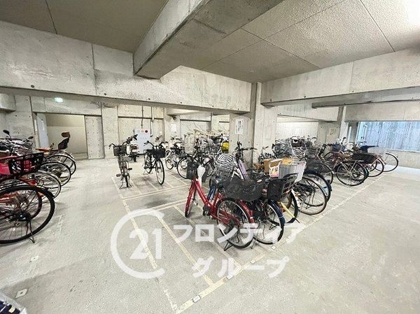 クロスティ八尾南壱番館　中古マンション