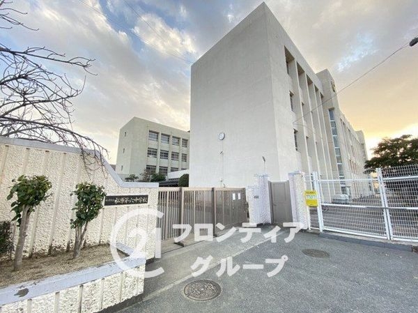 松原市岡３丁目新築一戸建て(松原市立松原第六中学校)