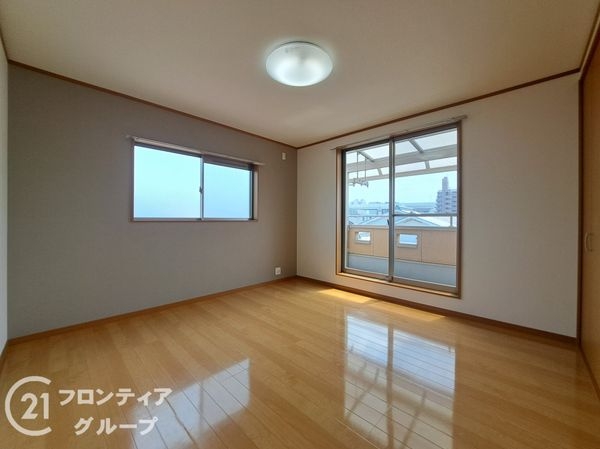 東大阪市中新開１丁目の中古一戸建て
