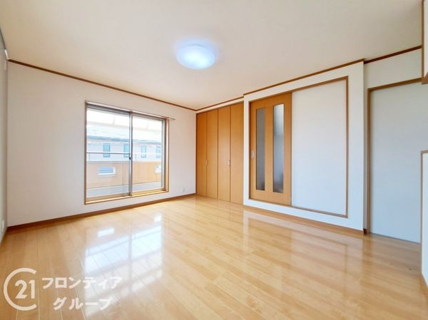 東大阪市中新開１丁目の中古一戸建て
