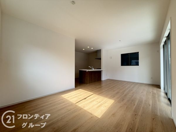 松原市北新町５丁目　新築一戸建て　１期　全１区画