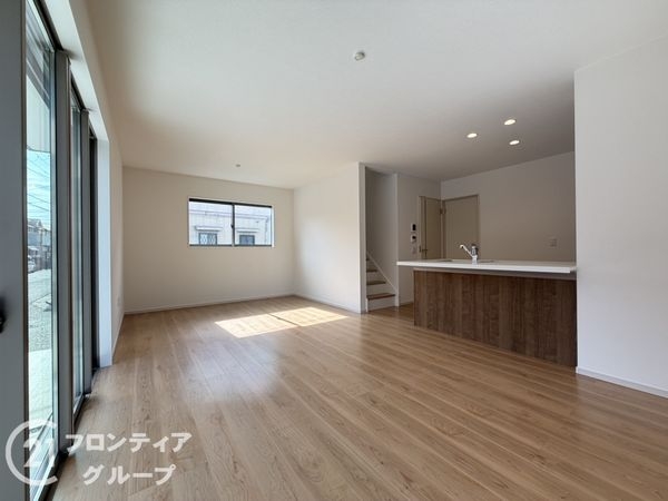 松原市北新町５丁目　新築一戸建て　１期　全１区画