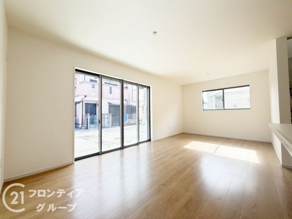 松原市北新町５丁目　新築一戸建て　１期　全１区画