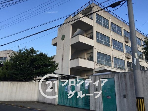 東大阪市吉田４丁目の中古一戸建て(東大阪市立英田南小学校)