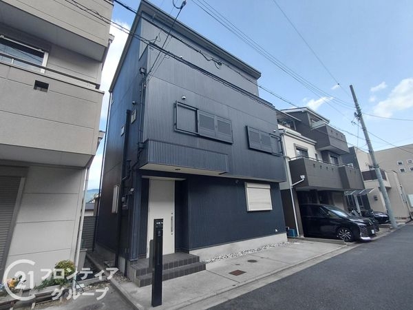 東大阪市吉田４丁目の中古一戸建て