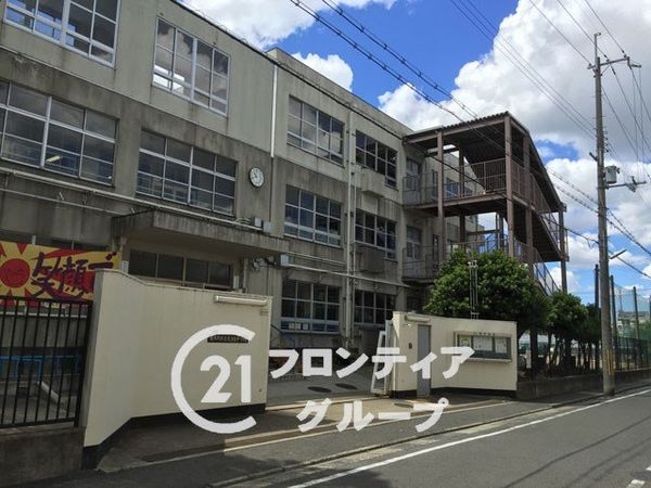 アメリア３番館　中古マンション(東大阪市立盾津東中学校)
