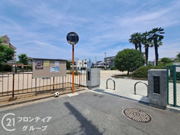 東大阪市稲田新町１丁目　新築一戸建て(稲田公園)