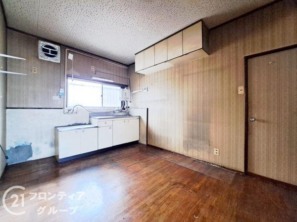 東大阪市荒川３丁目　中古一戸建て