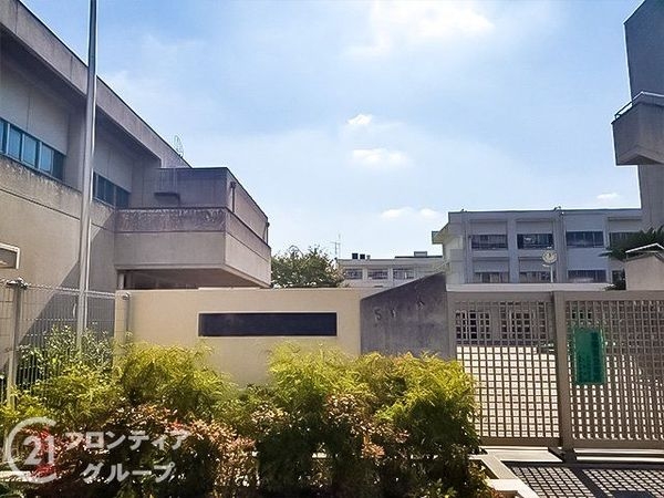 八尾市老原７丁目の中古一戸建て(八尾市立志紀中学校)