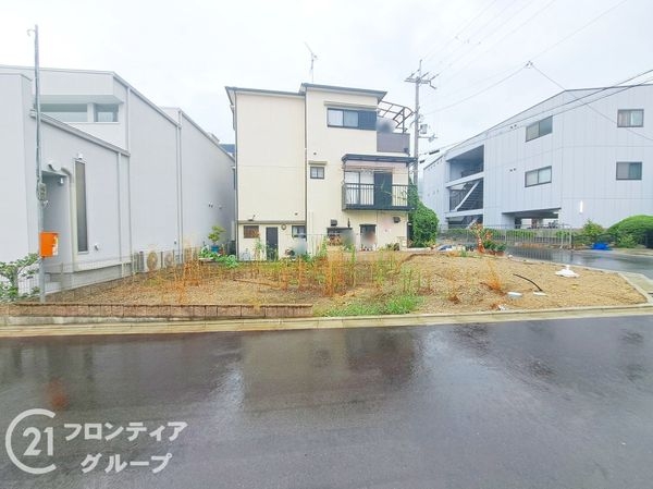 東大阪市鳥居町　新築一戸建て