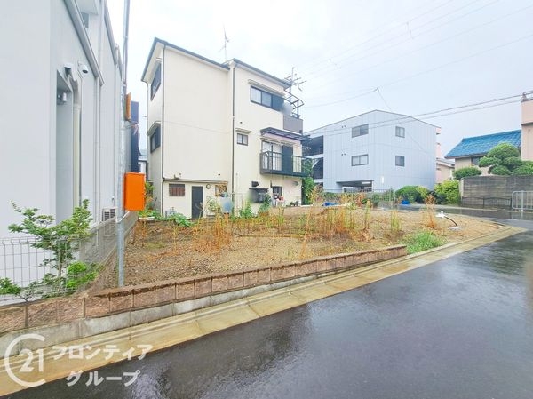 東大阪市鳥居町　新築一戸建て