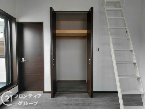 八尾市久宝寺１丁目の中古一戸建て