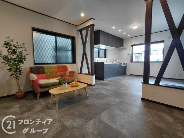 八尾市久宝寺１丁目　中古一戸建て