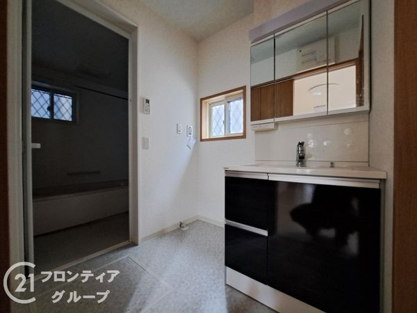 八尾市八尾木北２丁目の中古一戸建て
