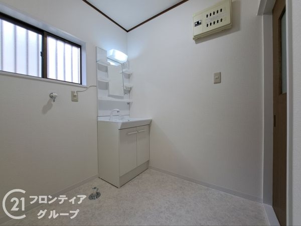 八尾市東山本新町１丁目の中古一戸建て