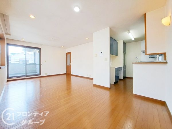 八尾市東山本新町３丁目　中古一戸建て
