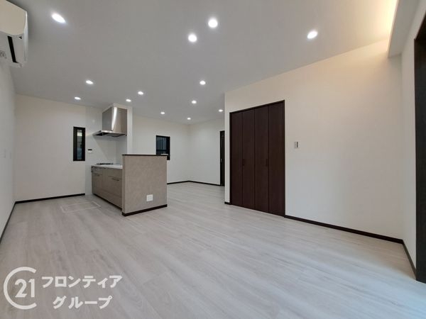 東大阪市吉田下島　新築一戸建て