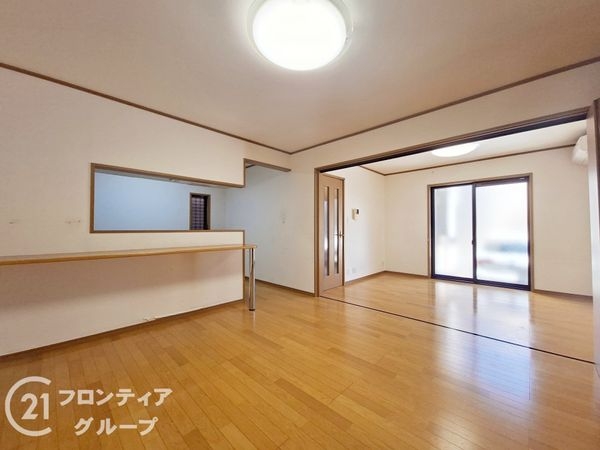 東大阪市高井田中３丁目　中古一戸建て